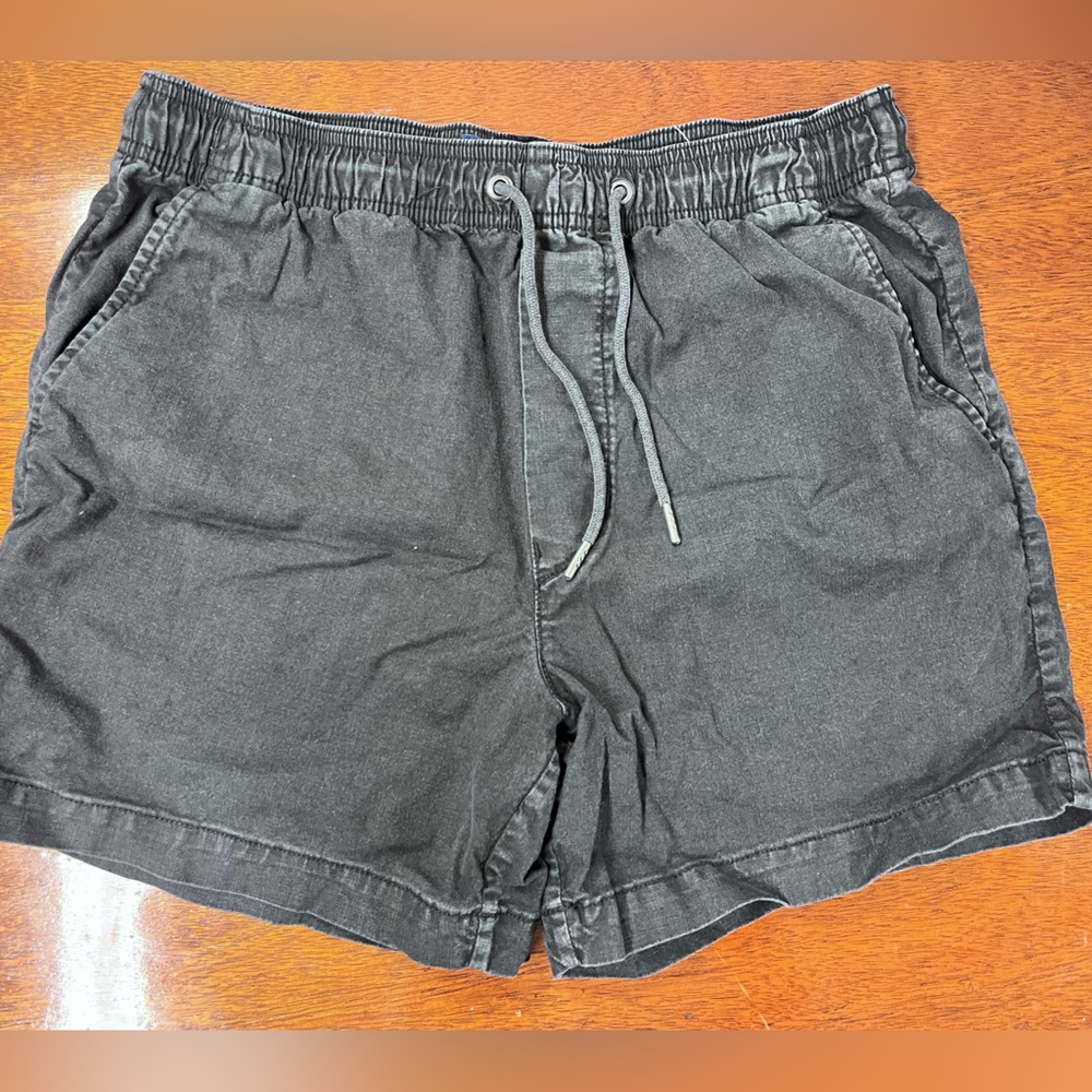 Mens short size S